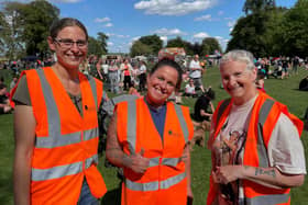 Coun Helen-Smith, Skegby resident Jodine Cronshaw and Coun Rachel Madden helped out at last year’s event.