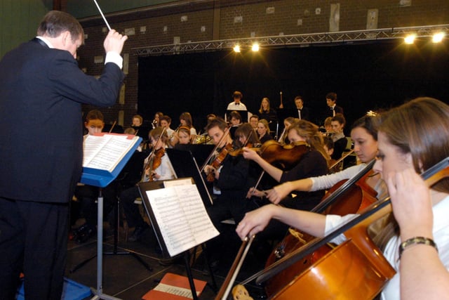 2007: Southwell Minster School Orchestra gave a concert at the leisure centre to mark the 50th anniversary of the death of Hucknall-born composer Eric Coates.