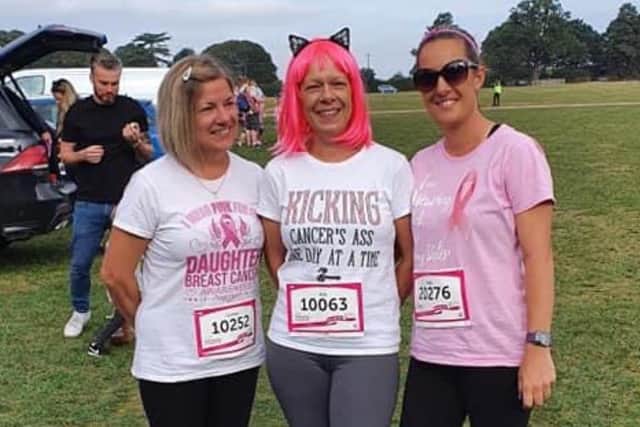 Lisa with her mum and her sister before the race