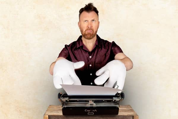 See comedian Jason Byrne when he brings his latest tour No Show to the area. (Photo credit: Jenny McCarthy)