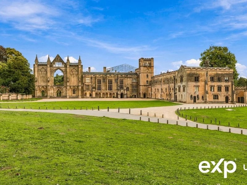 The property enjoys stunning views over Newstead Abbey