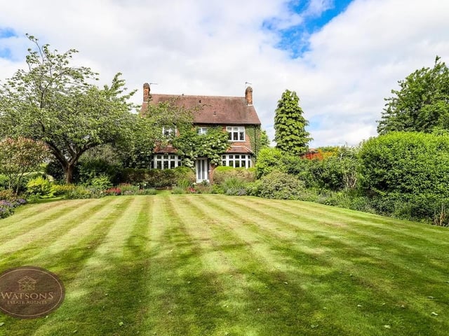 Something very special on Main Road. A wonderful, extended detached family home, sitting on an approximate half acre plot, boasting six bedrooms, spacious accommodation set over three floors including two reception rooms, three shower rooms, a detached double garage with an electric car charger and stunning private and mature gardens to the front and rear, located in this desirable position in Watnall.