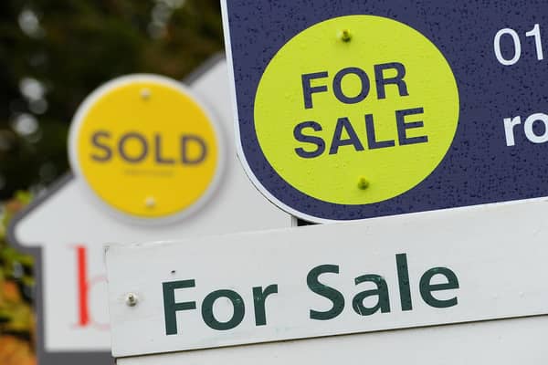 House prices remained steady in Ashfield in December, new figures show.
