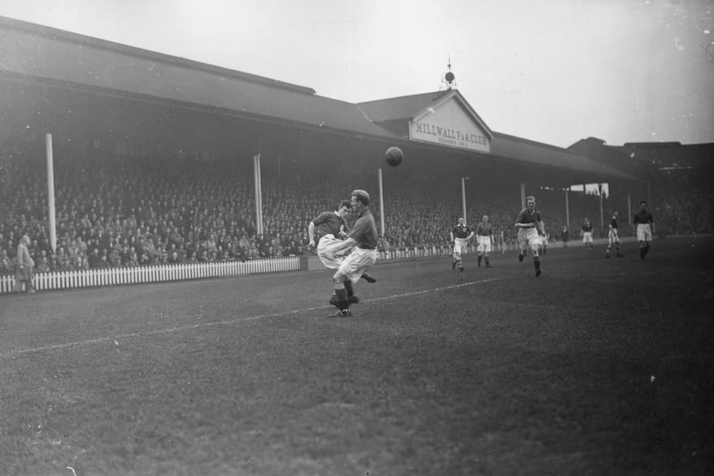 19th November 1938:  Richardson (Millwall) and Munro (Forest) battle for the ball on the edge of the penalty area, as Millwall play Nottingham Forest at The Den.