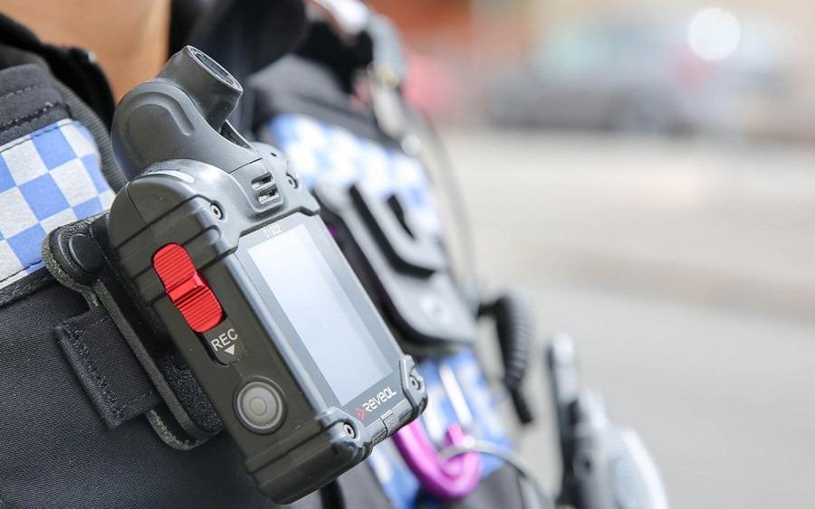 Police cracking down on anti-social behaviour in Hucknall town centre