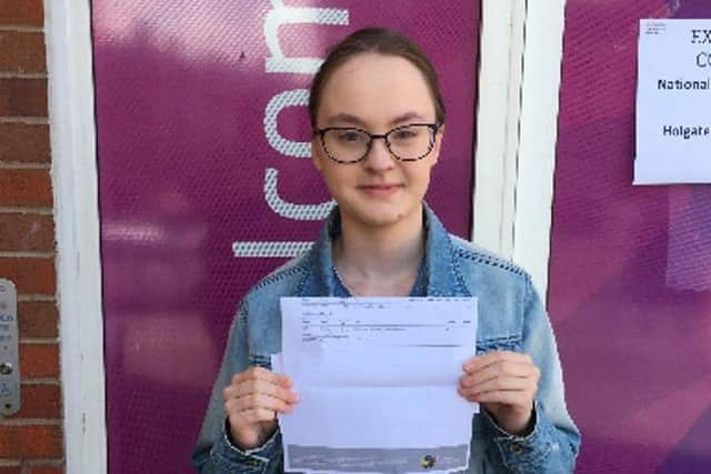 Amie Marshall is going to Lincoln to study law