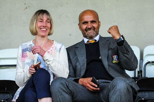 Munroe with wife Joanne (IMAGE: Basford United Football Club)
