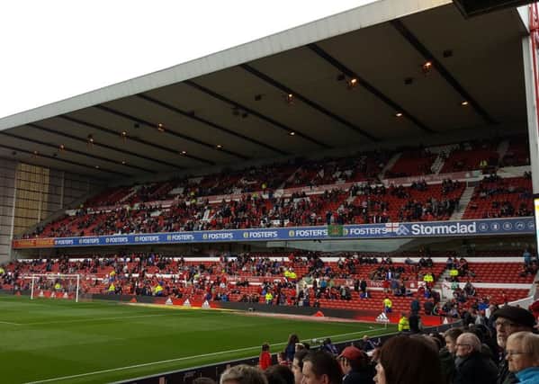 Forest blogger Lee Clarke is calling on fans to roar the team to Championship survival.