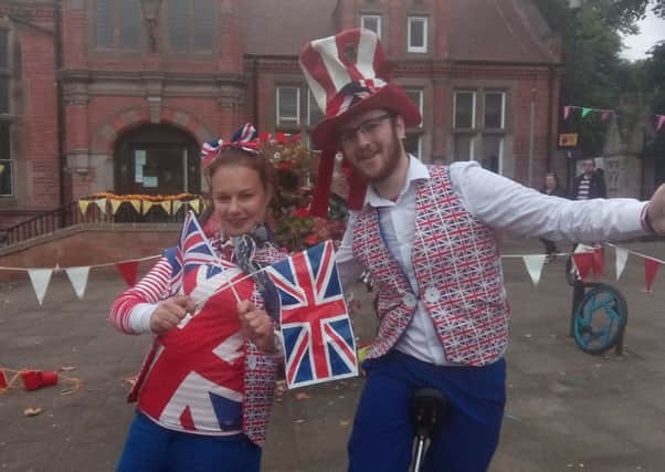 Emma Petkovic and Joe Saville  of The Joker Entertainment were on hand to show off their unicycling skills in Hucknall ahead of the race.