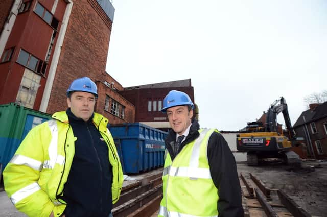 Mansfield Hospital demolition.
Mike Robinson, right, head of regeneration at Mansfield District Council chats with Antony Hopkinson the managing director of CMEC demolition.