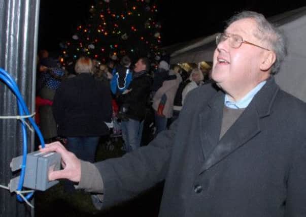 NHUD-Linby Lights
The big switch on by Dennis Robinson