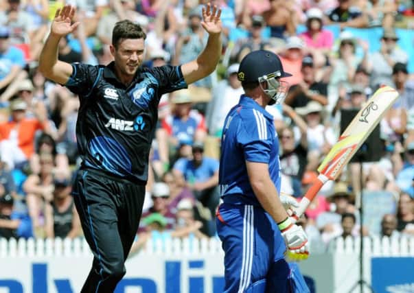 New Zealand's James Franklin (left) is to join Nottinghamshire.