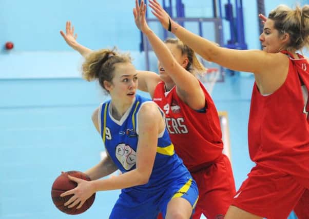 Action between Mansfield Giants women and Leicester at Oak Tree Leisure Centre on Saturday.