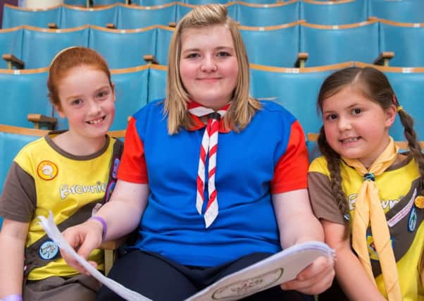 Bulwell guides in Ginormous choir event at Albert Hall