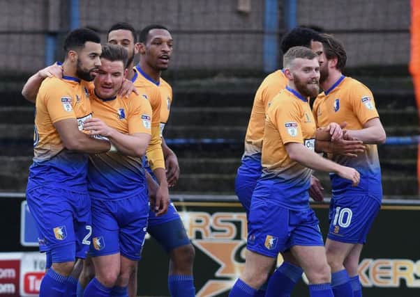 Picture Andrew Roe/AHPIX LTD, Football, EFL Sky Bet League Two, Mansfield Town v Carlisle United, One Call Stadium, 01/01/18, K.O 3pm

Mansfield's players celebrate Kane Hemmings'opening goal

Andrew Roe>>>>>>>07826527594